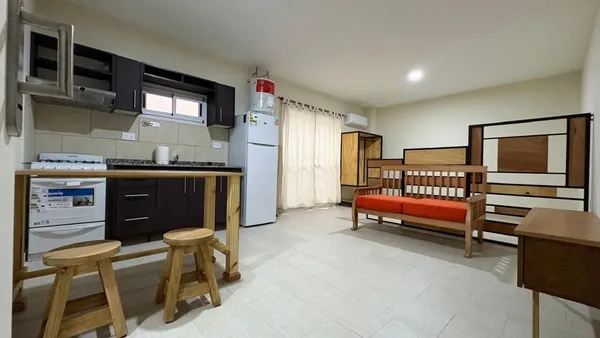 Departamento en MARIANO MORENO 200
