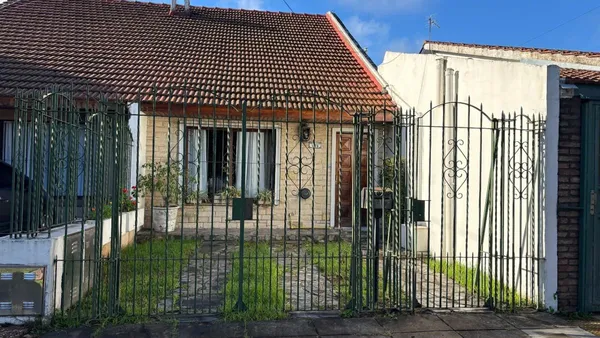Casa en Miguel Cane 1500