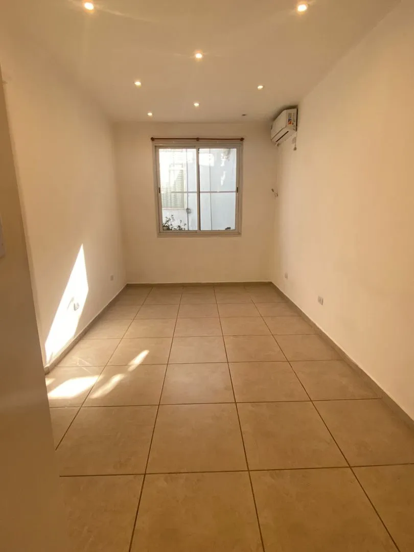 Departamento en moreno 2900