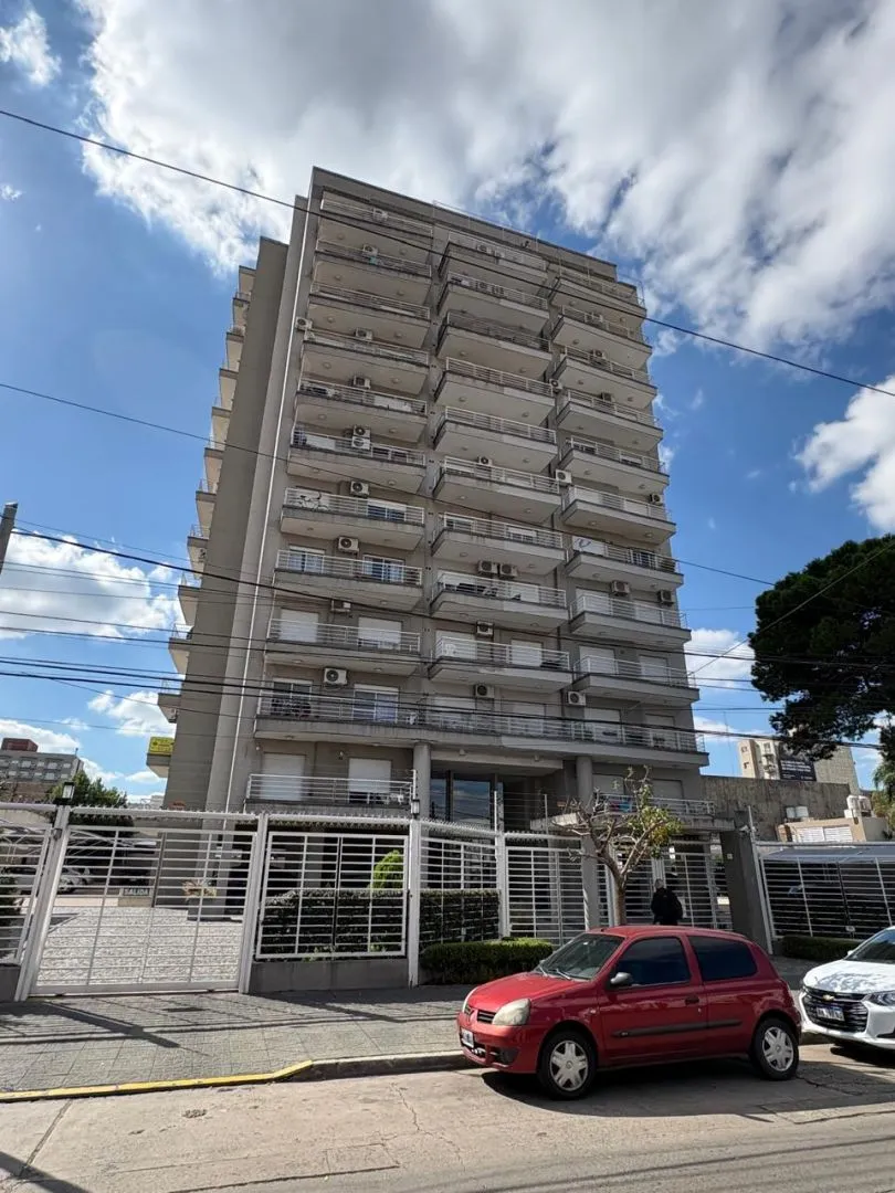 Departamento en Merlo 4700