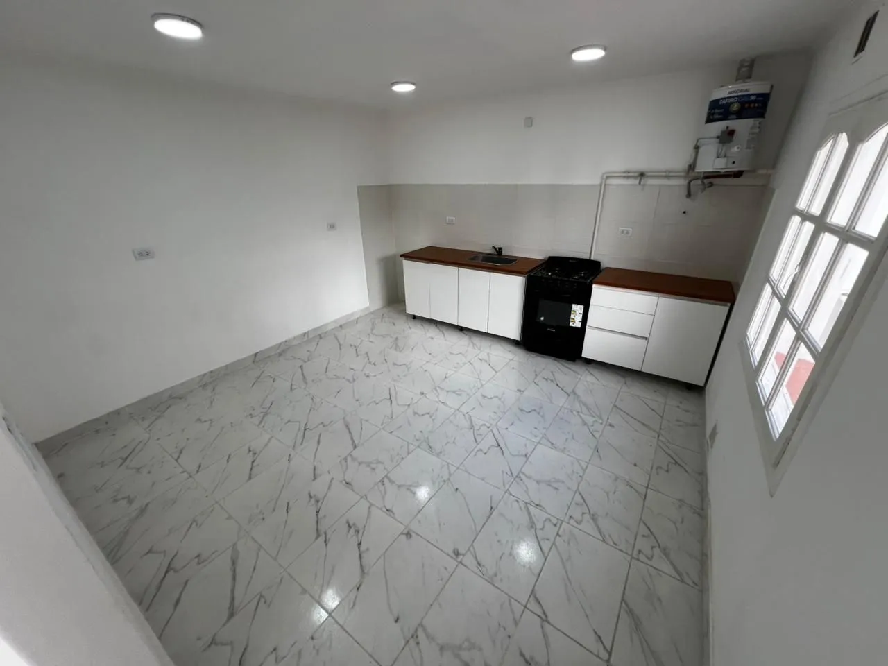 Casa en JOSE HERNANDEZ 200