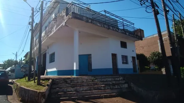 Local Comercial en AV LOPEZ TORRES 3900