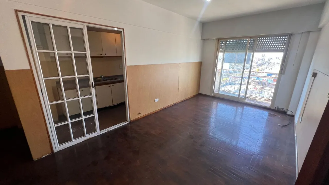 Departamento en Balcarce 100