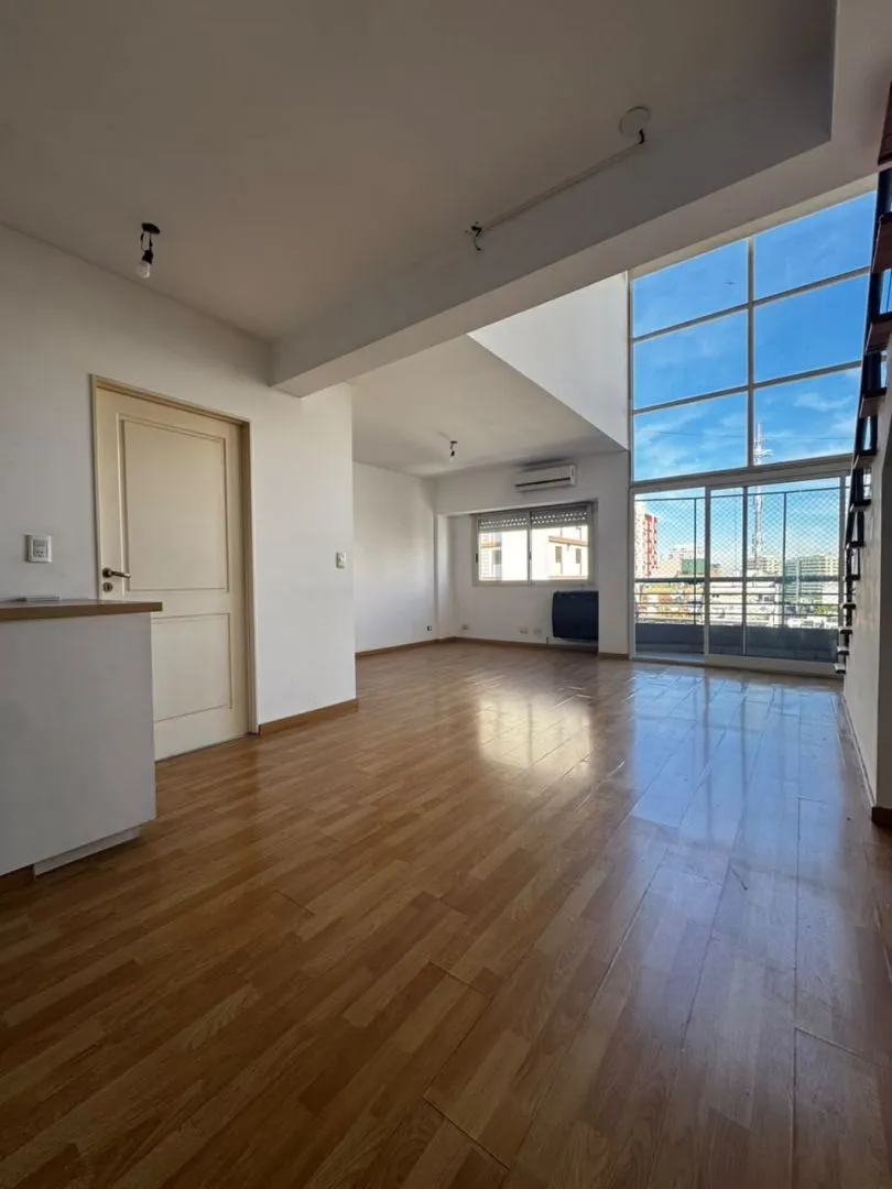 Departamento en BAUNESS 2500