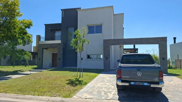 Casa en Area 7