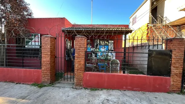 Casa en Alvear 2700