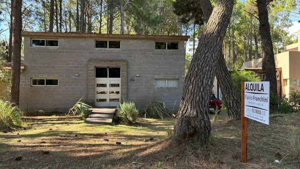 Casa en Penélope e/ Eto 1000