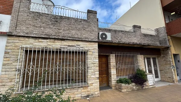 Casa en Pringles 3600