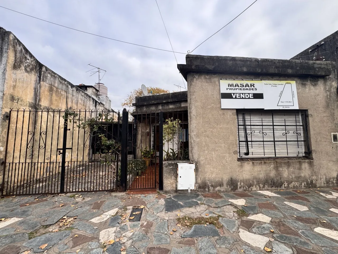 Lote en LLAVALLOL 1000