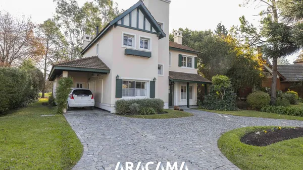 Casa en Saint Thomas Nor 100