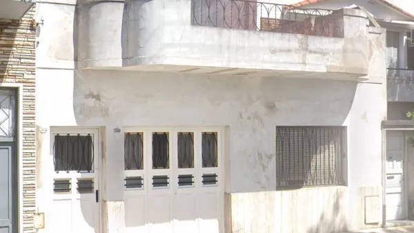 Casa en EUGENIO GARZON 7000