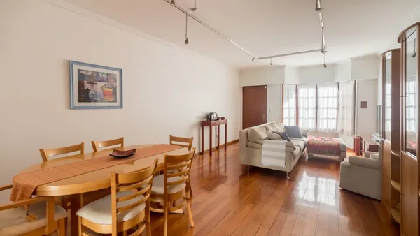 Casa en Jovellanos 1100