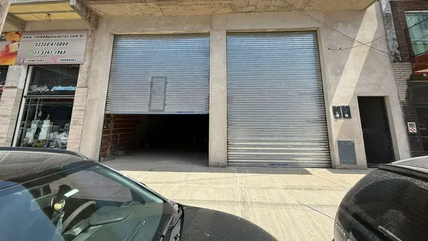 Local Comercial en Ricardo Rojas 1500