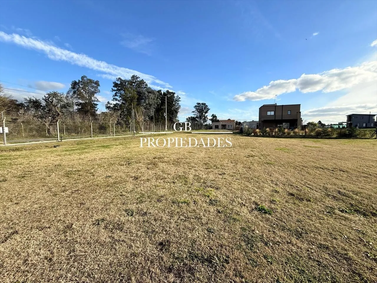 Lote en Santa Elisa 3200