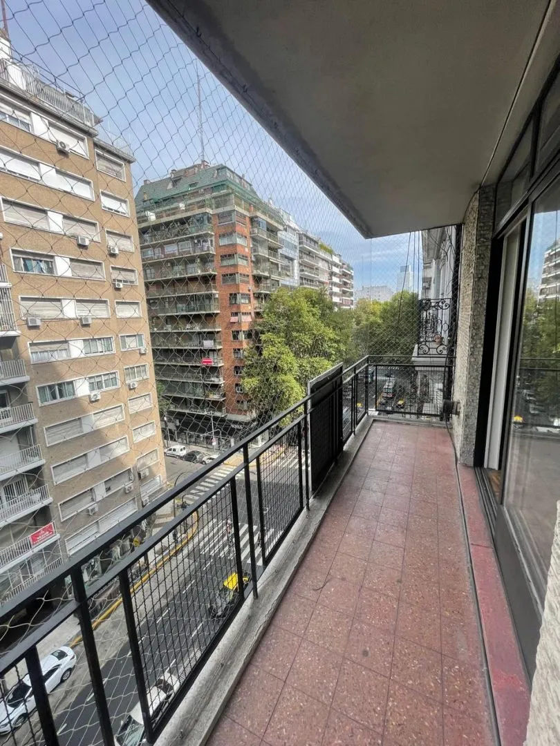 Departamento en AV SANTA FE 3200