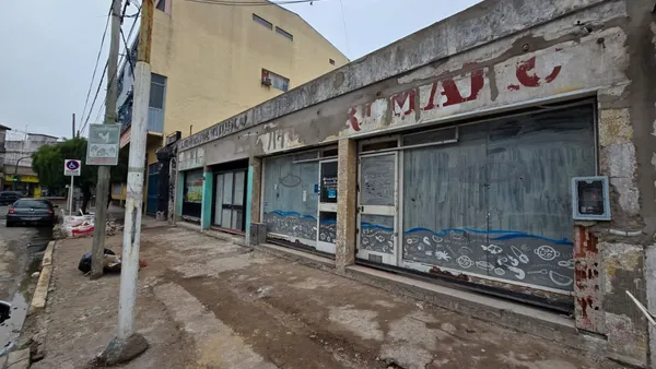 Local Comercial en URQUIZA