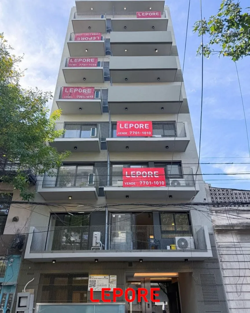 Departamento en YATAY 600