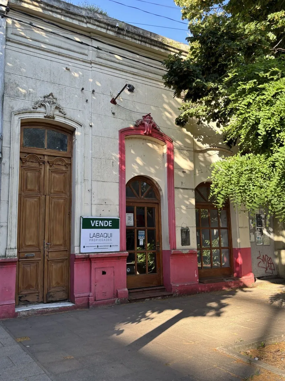 Local Comercial en AV. PELLEGRINI 1500