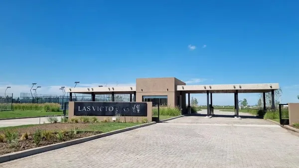 Lote en Barrio Privado L