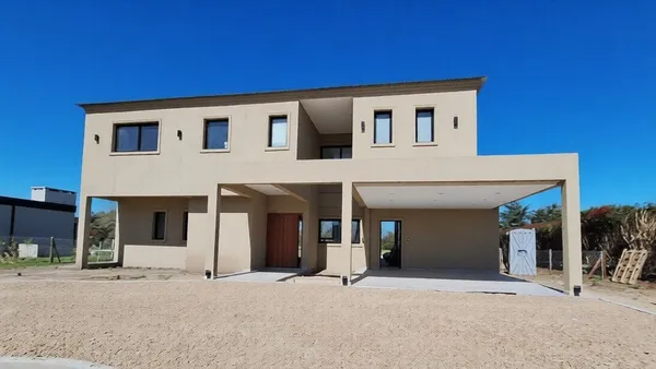 Casa en RUTA 6