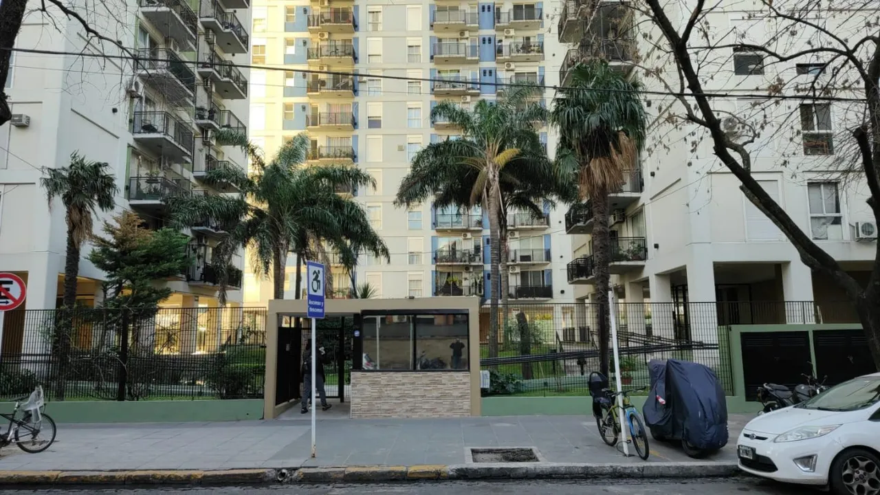 Departamento en Remedios de Esca 2700