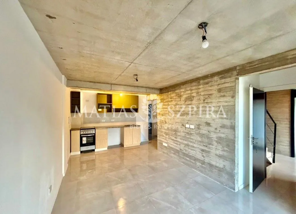 Departamento en Av. Domingo Faus 200