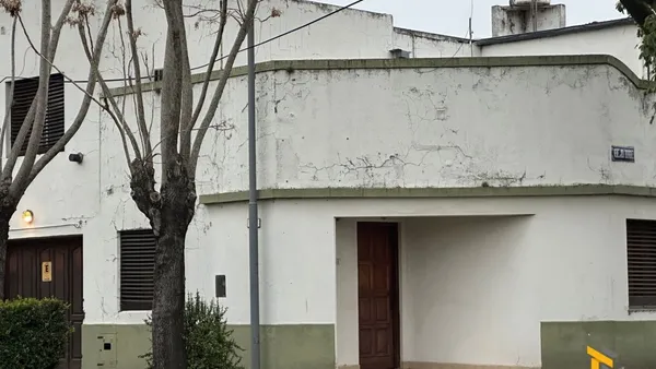 Casa en Lázaro aspeitia 600