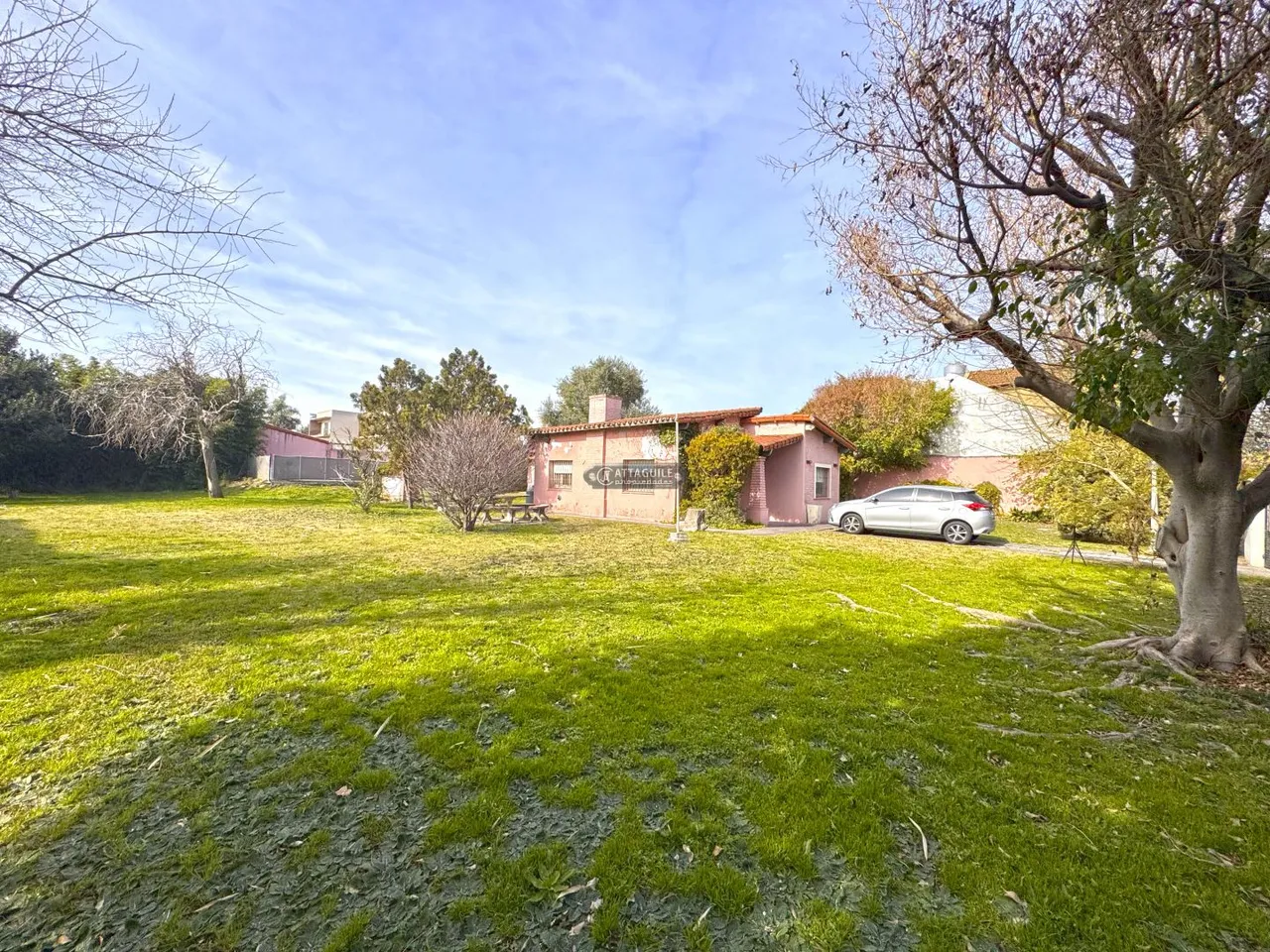 Casa en NEUQUEN 300