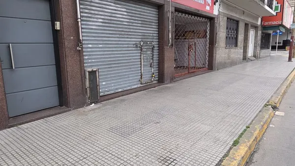 Local Comercial en AV JUAN D PERON 3700