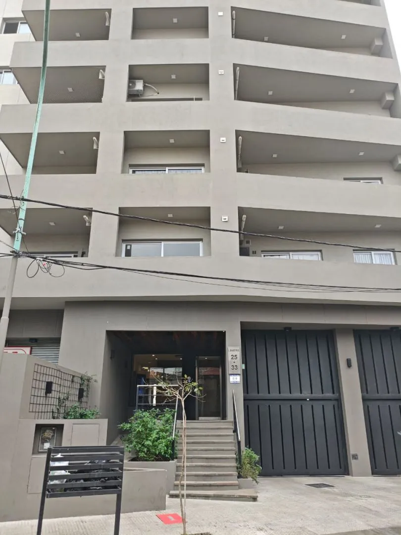 Departamento en Liniers 100