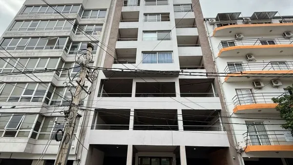 Departamento en rivadavia 1400