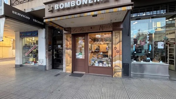 Negocio en Av de Mayo 200