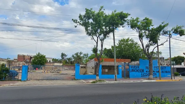 Lote en Hipolito Yrigoye 2300
