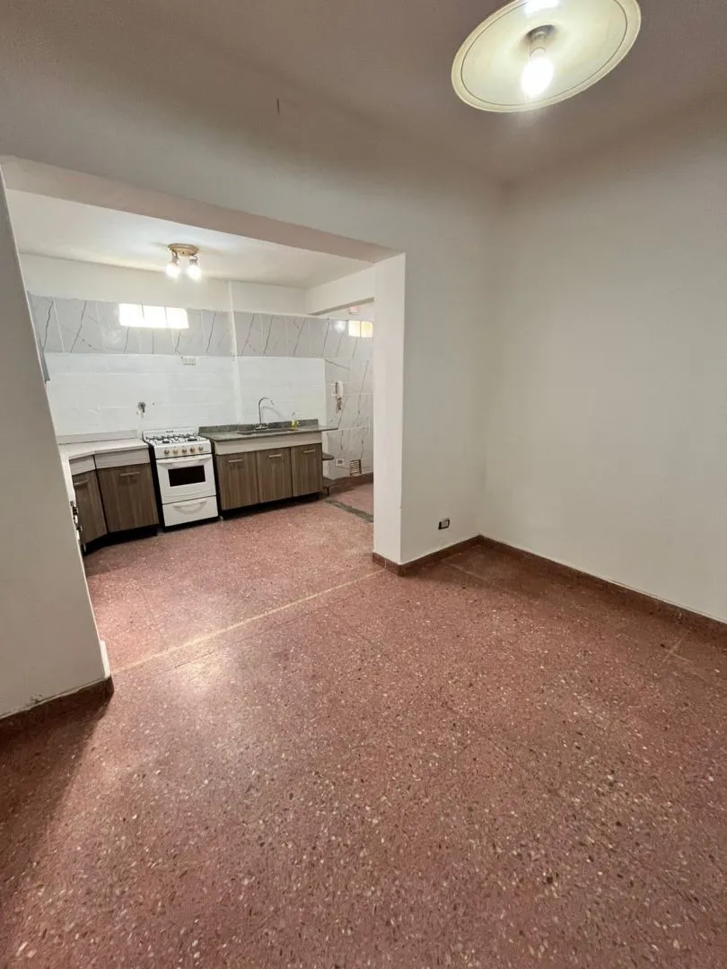 Departamento en SAN MARTIN 6100