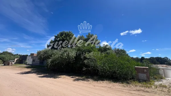 Lote en SENDEROS III 400