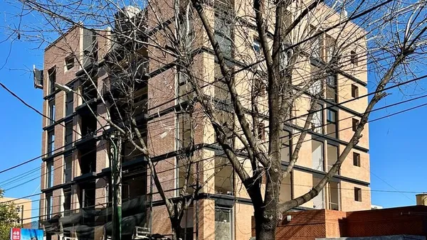 Departamento en Paulino Rojas 200