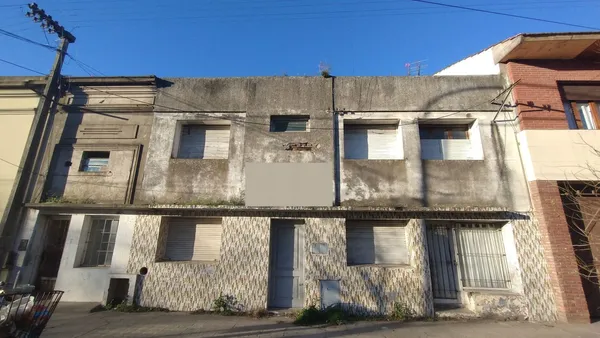 Lote en Av. Del Valle en