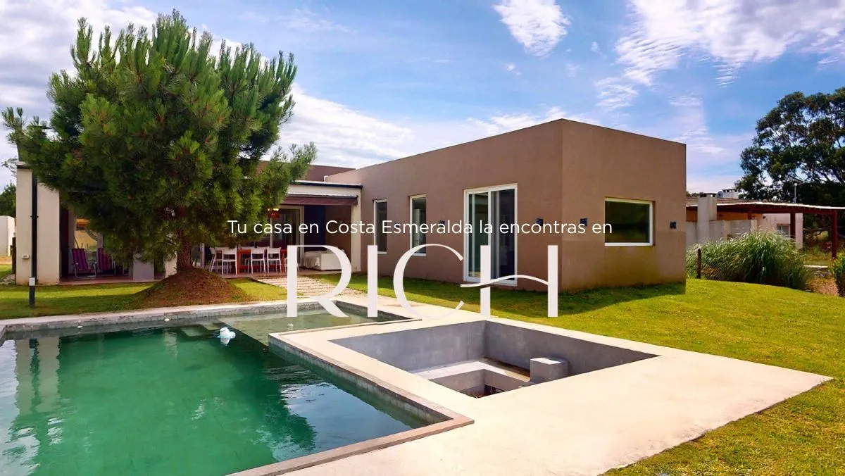 Casa en Ecuestre 200