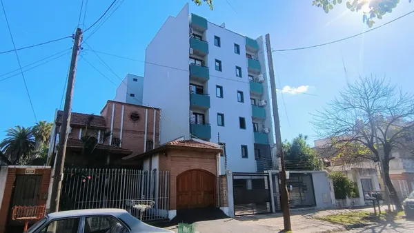 Departamento en 9 de Julio 800