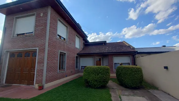 Casa en 10 entre 29 y 31 900