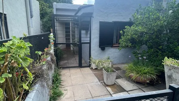 Casa en Medina 700