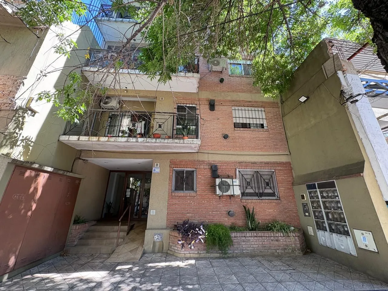 Departamento en Sábato 3200