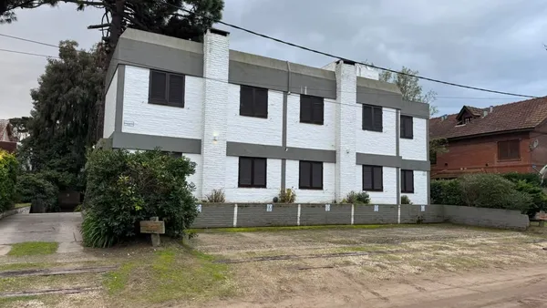 Departamento en Del cazón 900