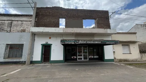 Local Comercial en Av. Favaloro ent