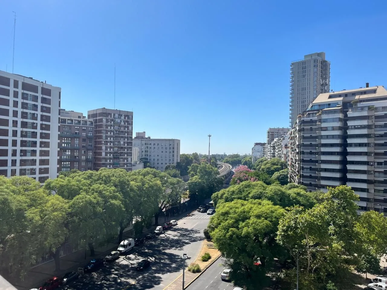 Departamento en AV. LUIS MARIA C 1700
