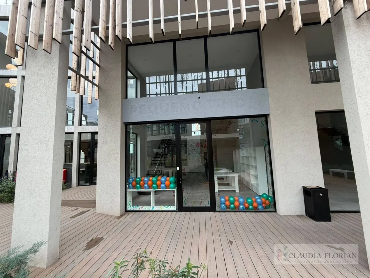 Local Comercial en SENADOR MORON 2100