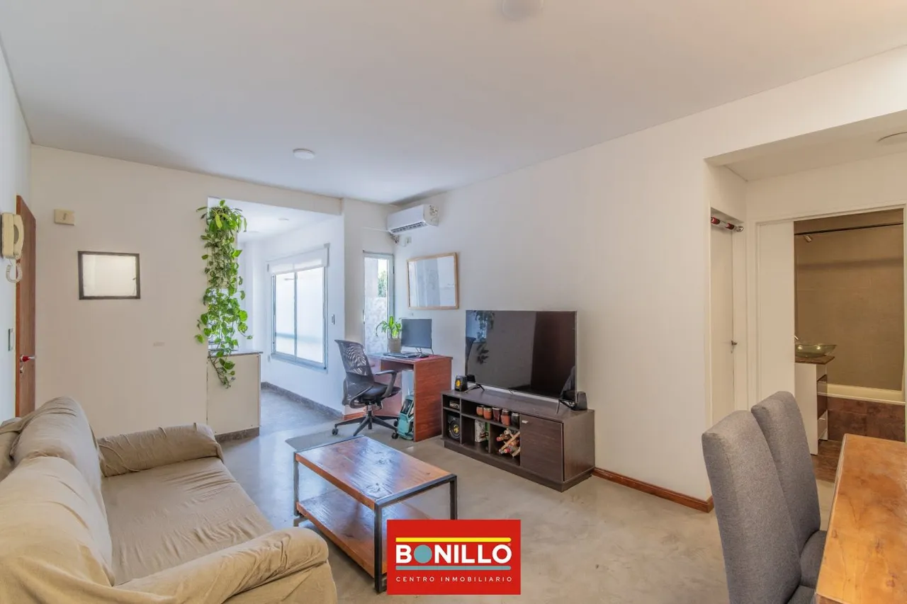 Departamento en SAN BLAS 2400