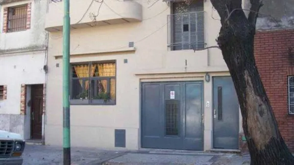Lote en CHARLONE 1100