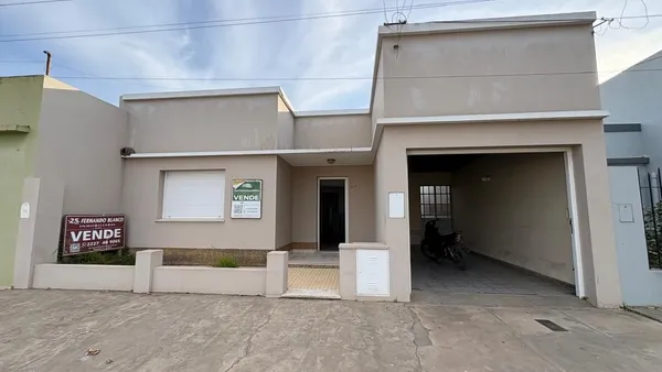 Casa en FORTUNATO DÍAZ 200