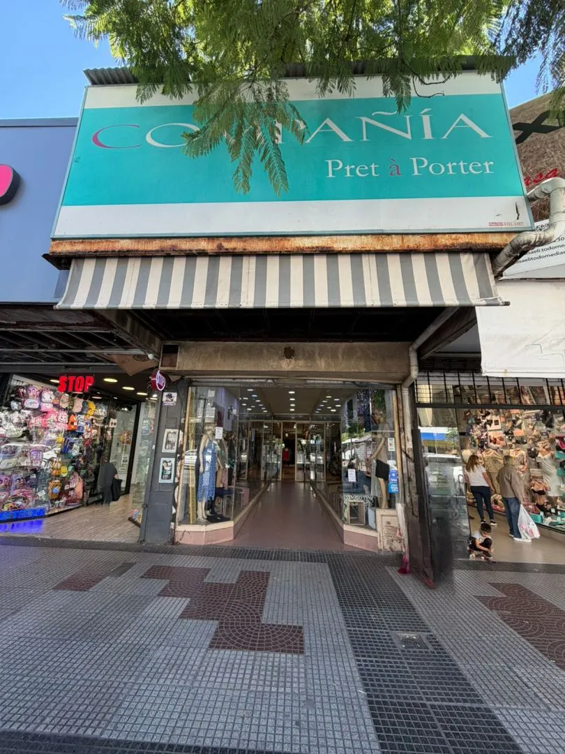 Local Comercial en Av. Presidente J 1300